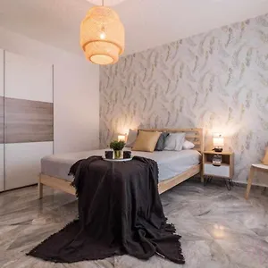 A Estrenar En Pleno Centro Con Garaje Apartamento